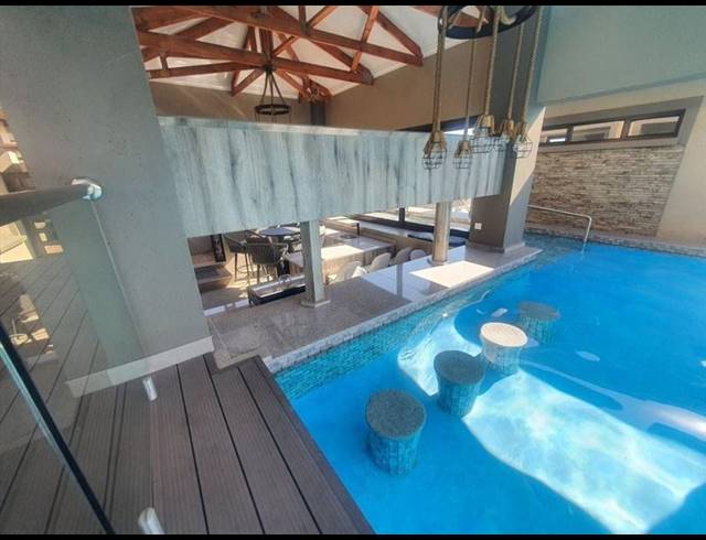 5 BEDROOM HOUSE FOR SALE IN PARKRAND